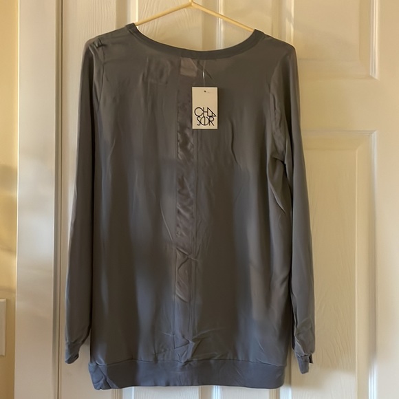 Chaser SILK panel pullover top long sleeve - Picture 8 of 8